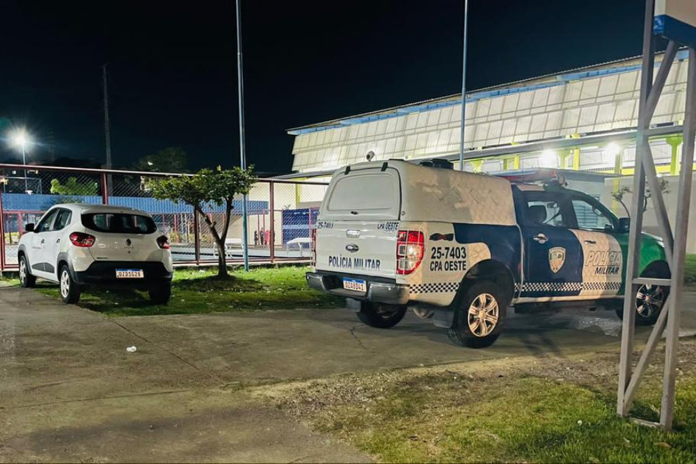 Homem Morto Nove Tiros Durante Partida De Futebol No Santo