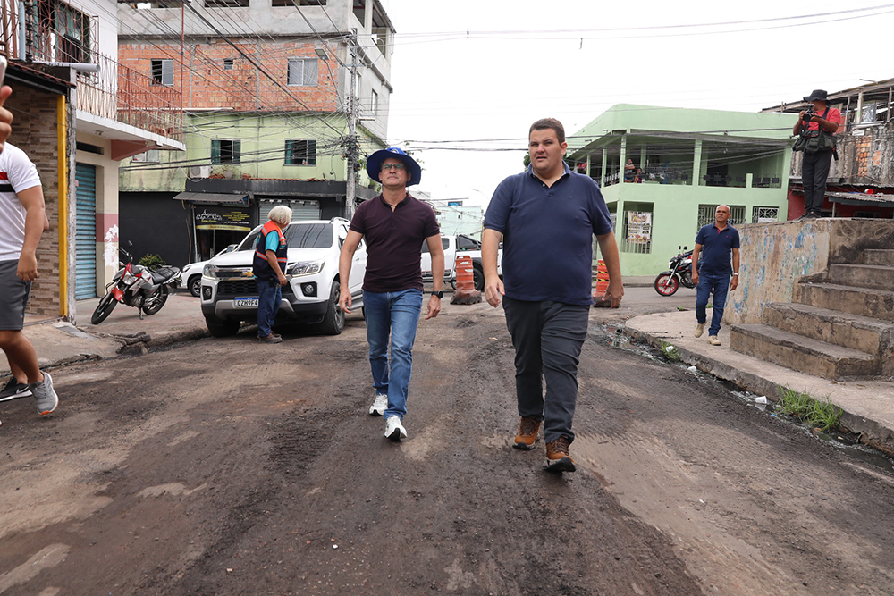 David Almeida acompanha início do programa Obras de Verão 2023 nas