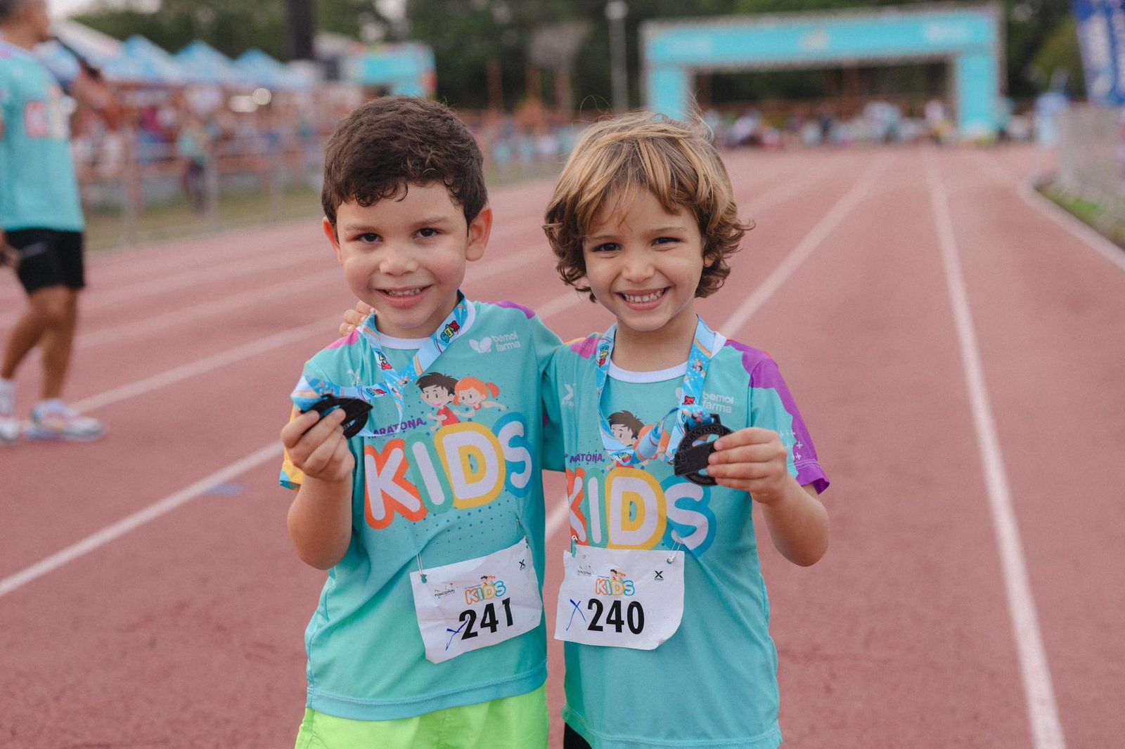 Com o tema Corrida Ecológica, Maratona Kids agitou a Vila