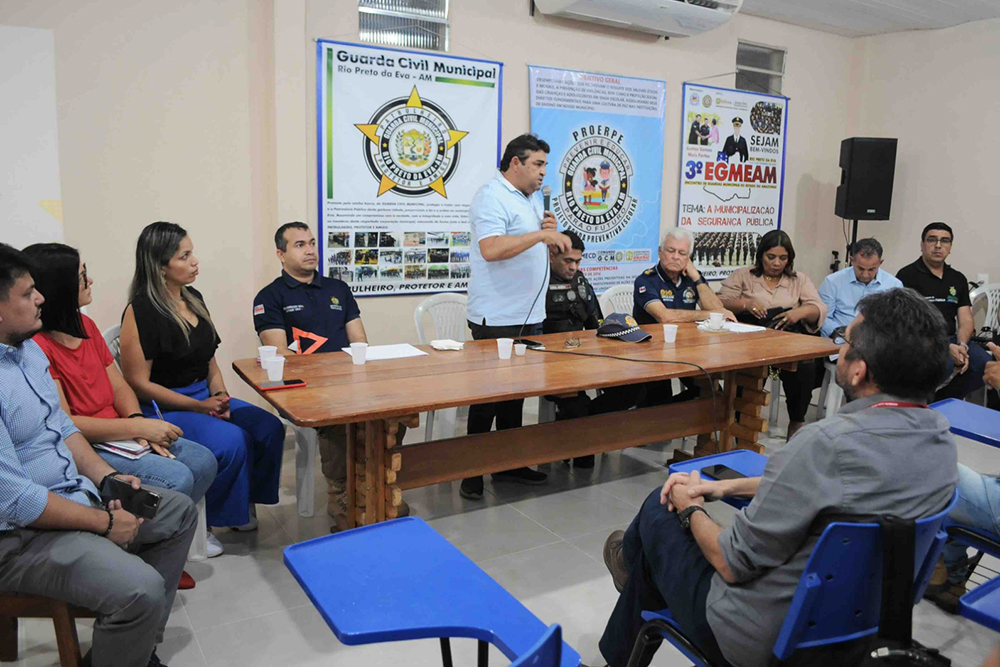 SSPDS, Seduc, MPCE, Aprece, PF, PMF e sindicato das escolas particulares  alinham ações de segurança - Secretaria da Segurança Pública e Defesa Social